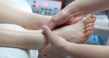 7 Signs It’s Time to See a Podiatrist